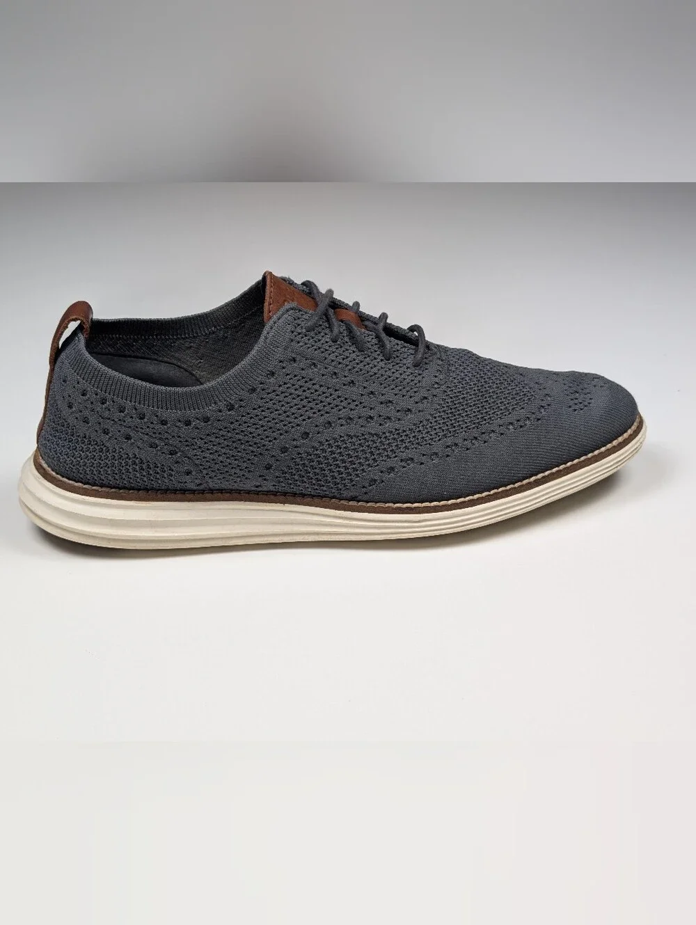 Cole Haan Mens Grey Knit OriginalGrand Wingtip Oxford Sneakers C27961 Size 9 M